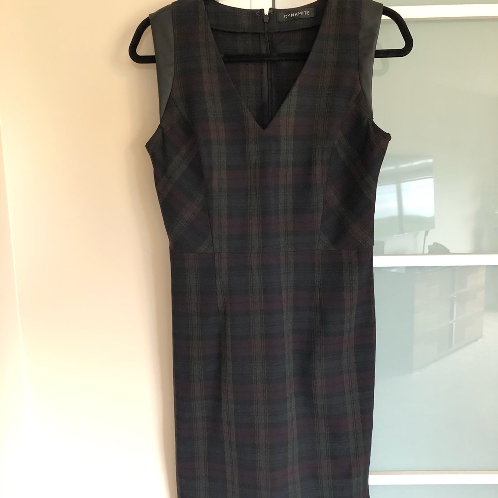 V-neck Plaid Dress